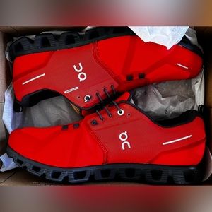 Men’s On Cloud 5 Waterproof sneakers